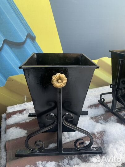 Урны уличные металлические