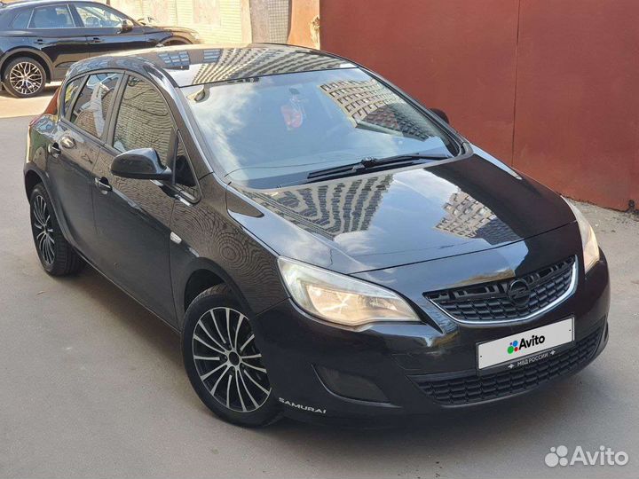 Opel Astra 1.6 МТ, 2011, 168 000 км
