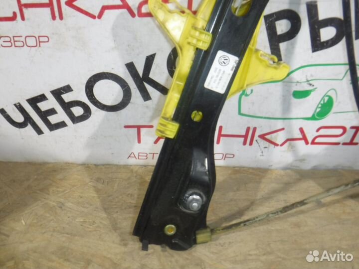 Стеклоподъемник задний левый Volkswagen Polo