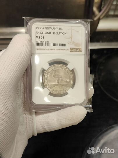 3 марки 1930 MS64 NGC