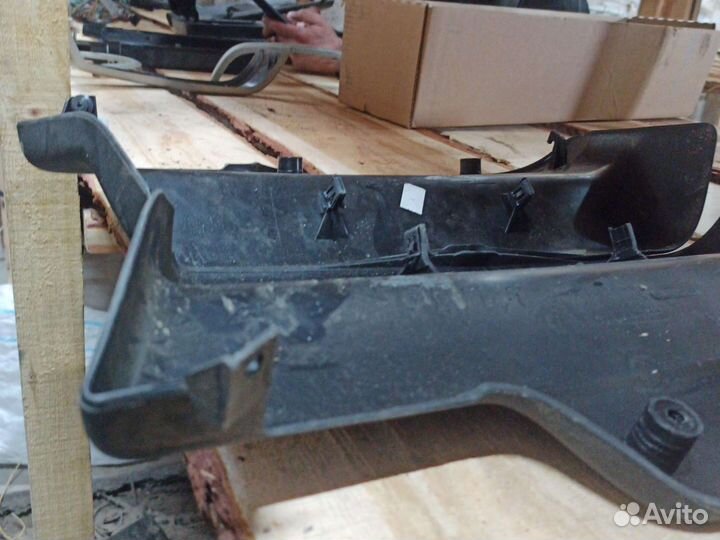 Накладка сиденья передняя Land Rover Freelander 1