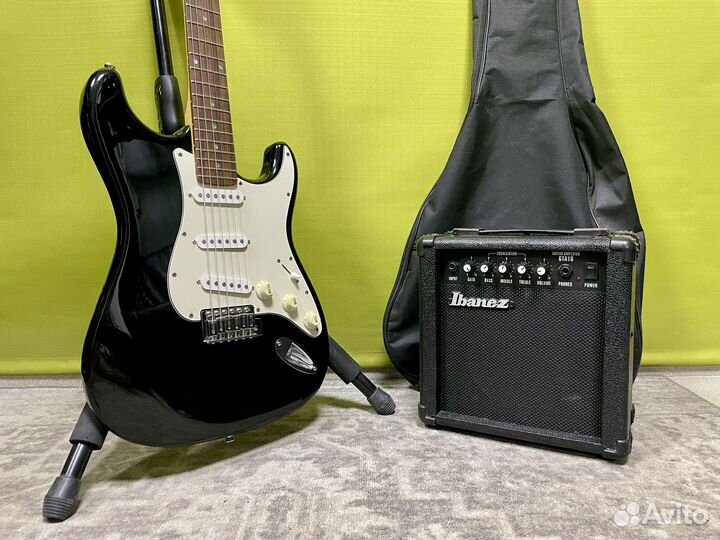 Электрогитара Fender с комбиком Ibanez