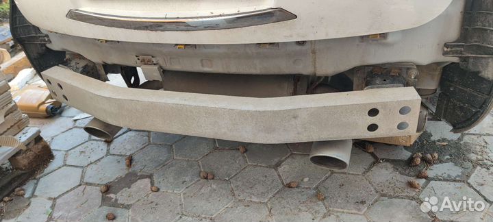 Infiniti FX37 в разборе