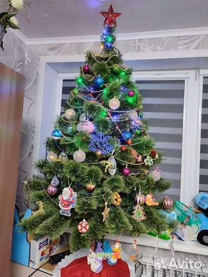 Елка искусственная