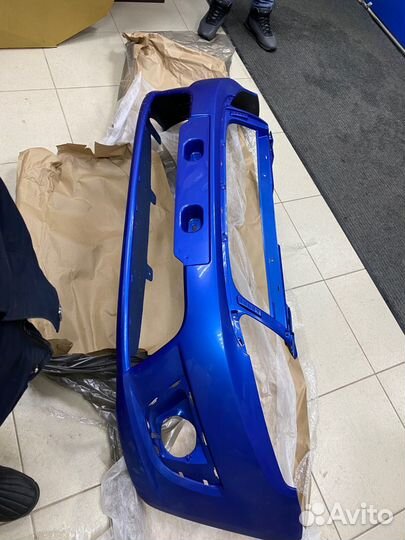 Бампер Гранта с 2014г цвет 418 голубая планета