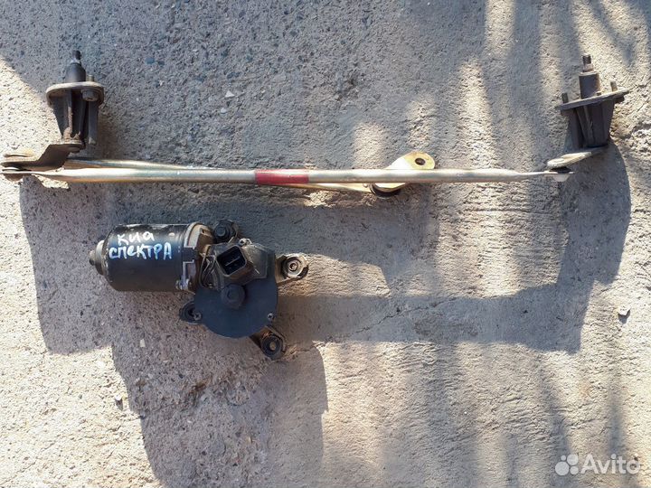 Моторчик дворников трапеция Kia Spectra
