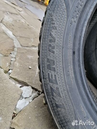 Marshal I'Zen RV Stud KC16 225/55 R18