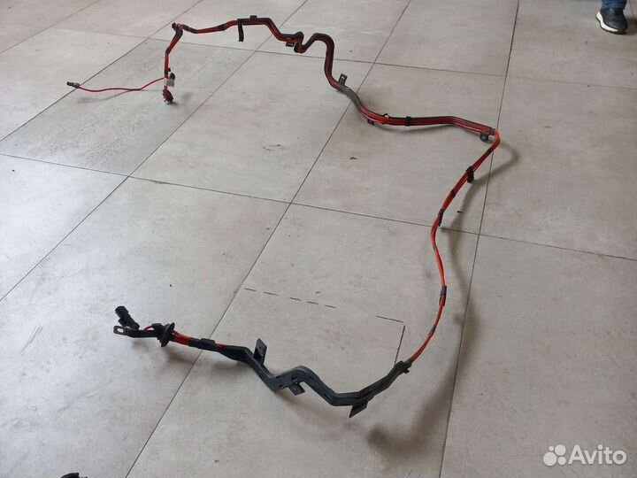 Плюсовой кабель для bmw 3 F30