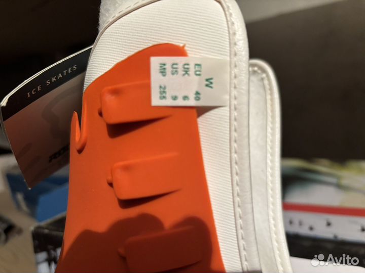 Коньки фигурные две пары 40 размер