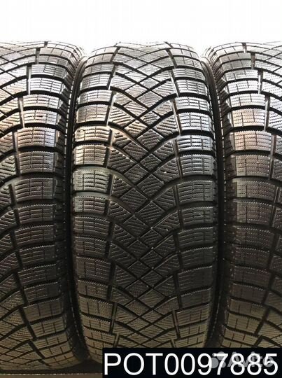 Pirelli Ice Zero FR 225/60 R18 104T