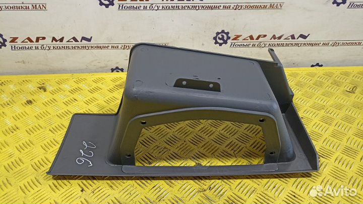 Входная подножка (узкая кабина) левая Man Tga Tgs