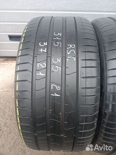 Pirelli P Zero PZ4 275/40 R21 и 315/35 R21