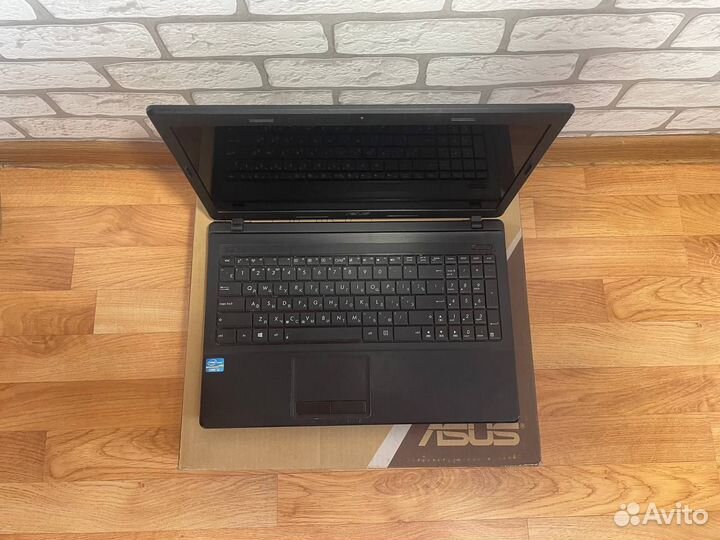 Ноутбук asus X54C