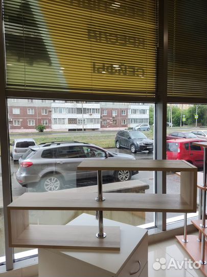 Полка настенная навесная