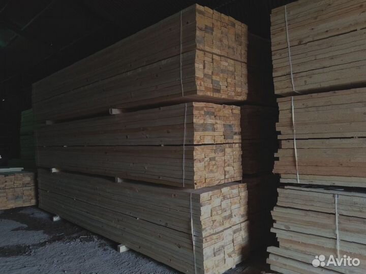 Доски сосны, красота и прочность в каждом элементе