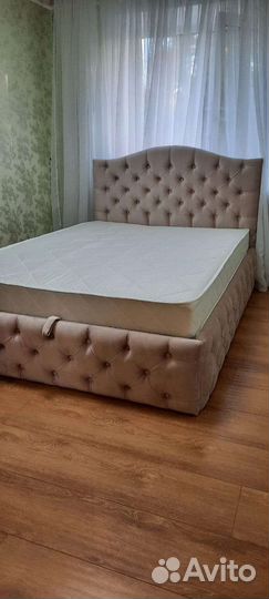 Кровать 160х200 с подъемным механизмом и матрасом