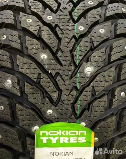 Nokian Tyres Hakkapeliitta 9 SUV 275/45 R20