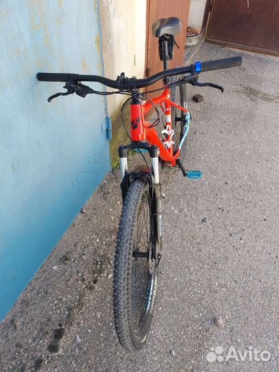 Велосипед горный GT avalanche comp 29