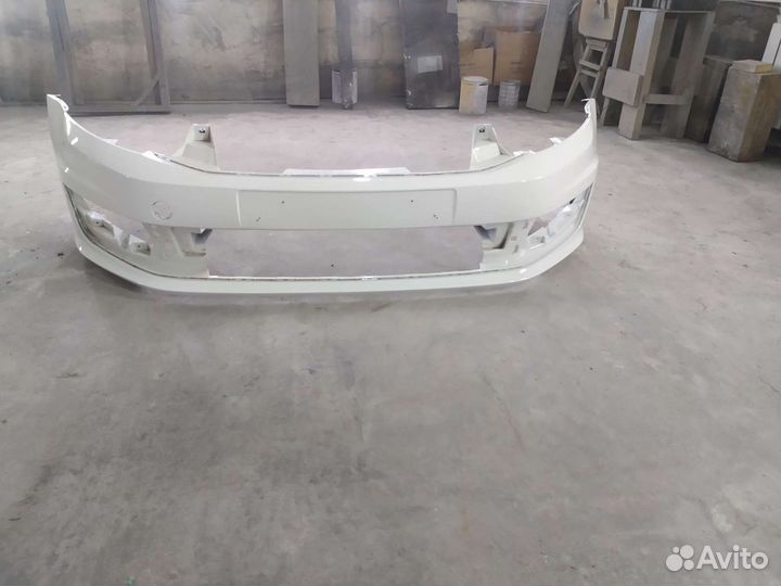 Передний бампер с поло