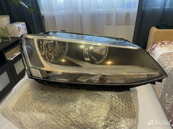 Фара volkswagen jetta 6
