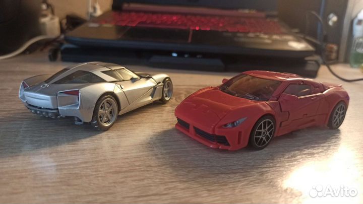 Фигурки трансформеров studio series 78, 71, 10, 45