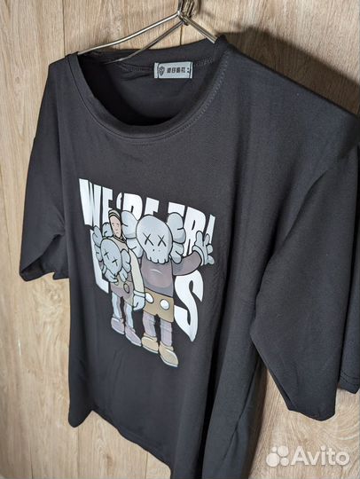 Футболка чёрная Kaws