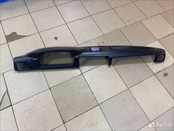 Накладка на панель нива 21213