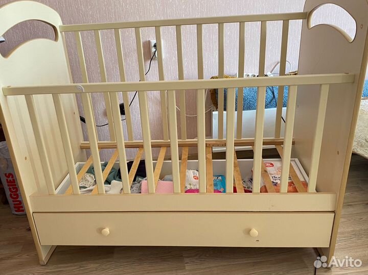Детская кроватка