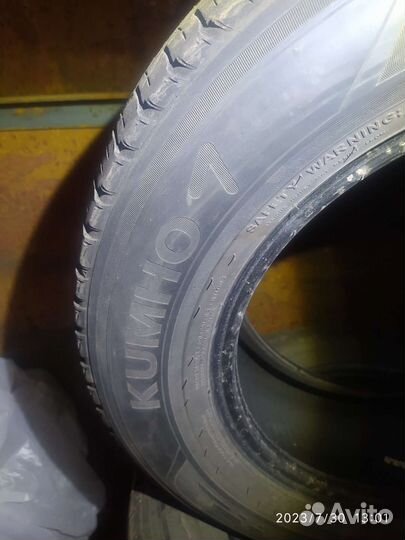 Kumho Crugen Premium KL33 215/65 R16 98