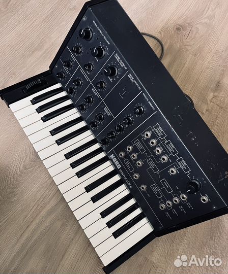 Синтезатор Korg Ms 10
