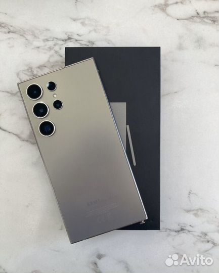 Samsung Galaxy S24 Ultra, 12/256 ГБ
