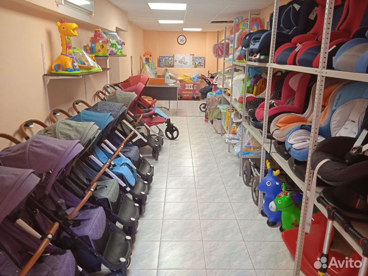 Аренда детских товаров коляски автокресла манежи