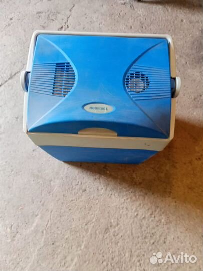 Автомобильный холодильник