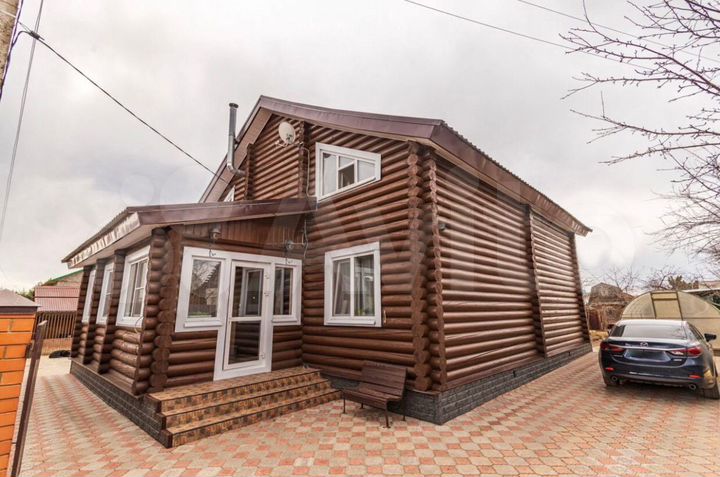 Коттедж 236 м² на участке 8 сот.