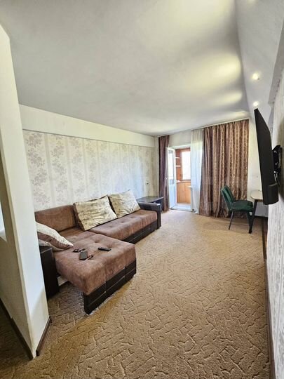 2-к. квартира, 45 м², 5/5 эт.