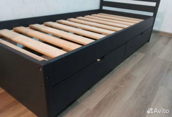 Кровать односпальная