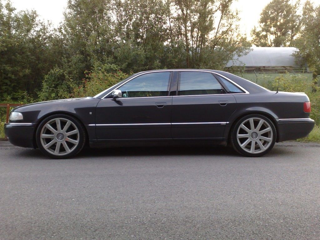 Audi S8: фото из отзыва