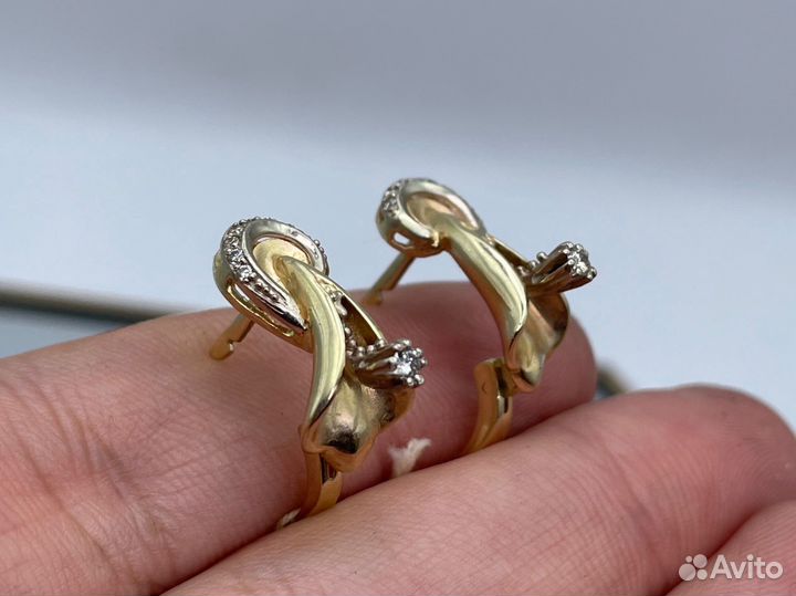 Золотые серьги с бриллиантами 6.35 гр