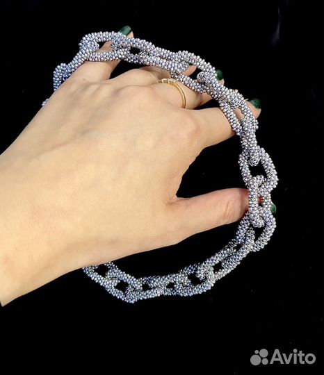 Украшение (чокер-цепь) из бисера