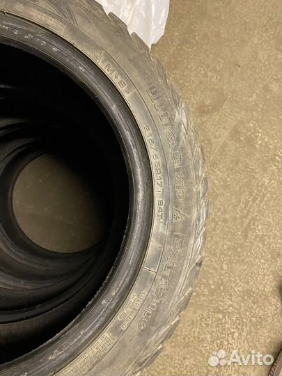 Goodyear UltraGrip Extreme 215/55 R17