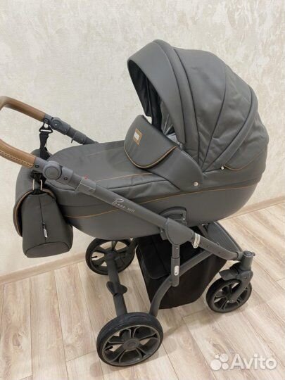 Детская коляска Roan Bass Soft Le 2 в 1 экокожа