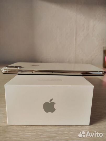 iPhone Xs Max, 64 ГБ