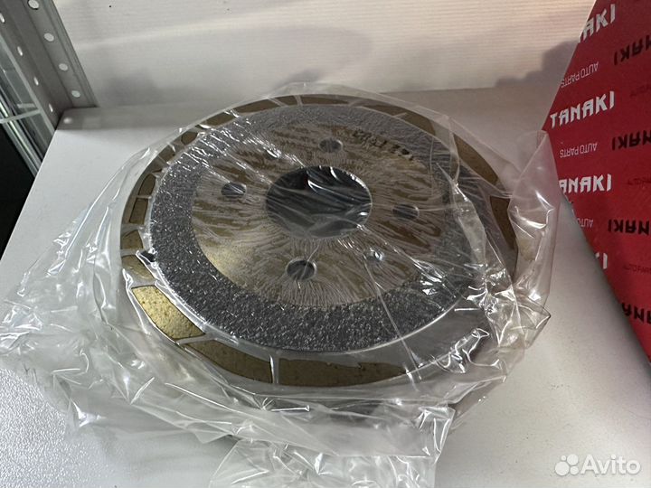 Тормозной барабан задний (203x49) 4 отв