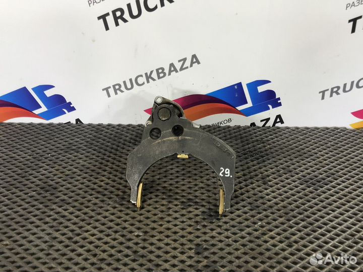 21678733 Вилка переключения передач