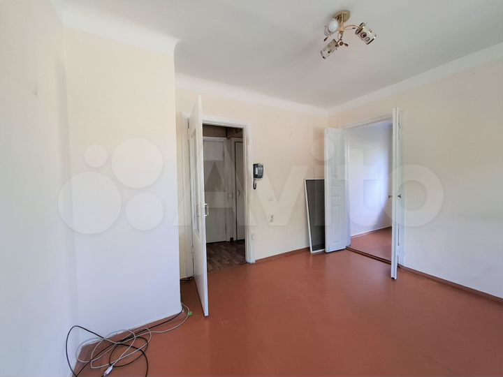 2-к. квартира, 31 м², 1/5 эт.