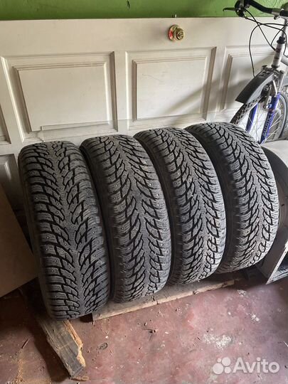 Nokian Tyres Hakkapeliitta 9 SUV 235/65 R17 108T