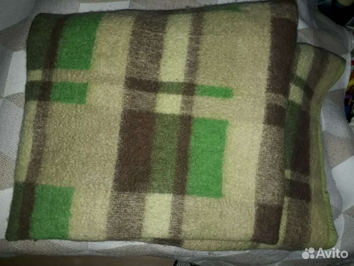 Одеяло шерстяное