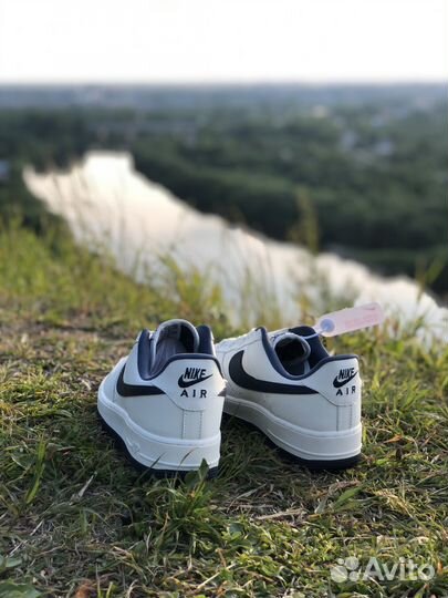 Кроссовки Nike Air Force