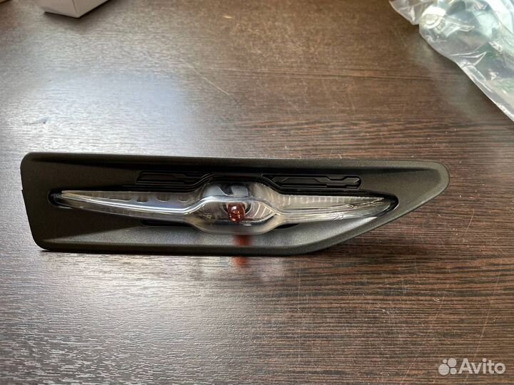 Поворотник в крыло KIA RIO 3