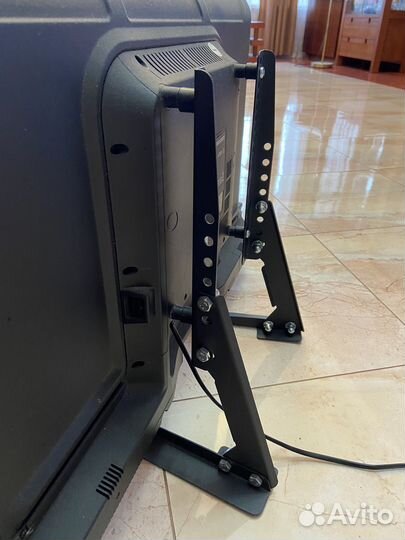 Универсальные ножки (подставка) для телевизора